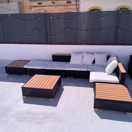 Mazi Apartments Cuba ماتارو المظهر الخارجي الصورة