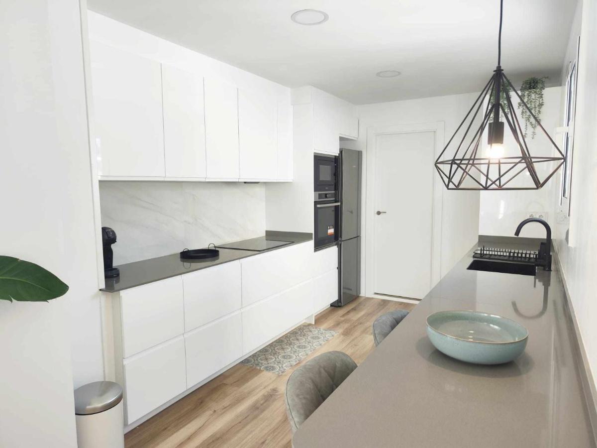 Mazi Apartments Cuba ماتارو المظهر الخارجي الصورة